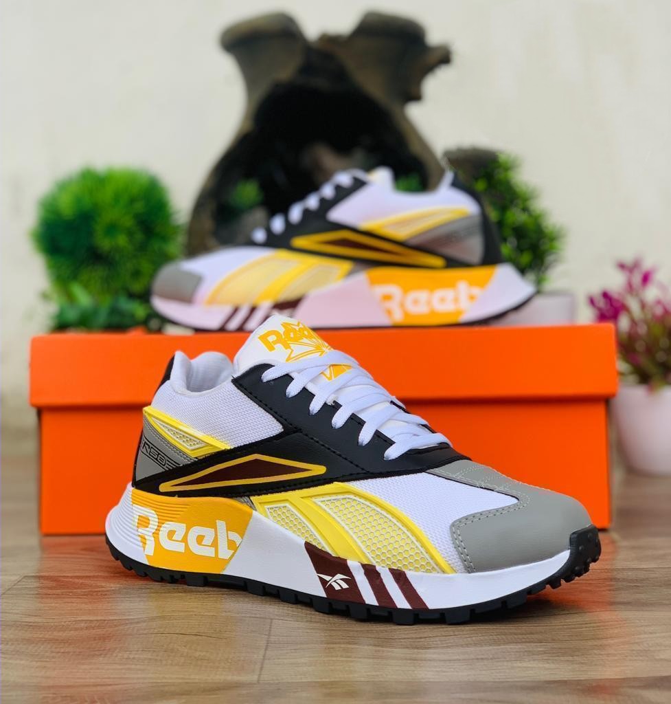 👟🔥 ¡RENUEVA TU ESTILO CON REEBOK